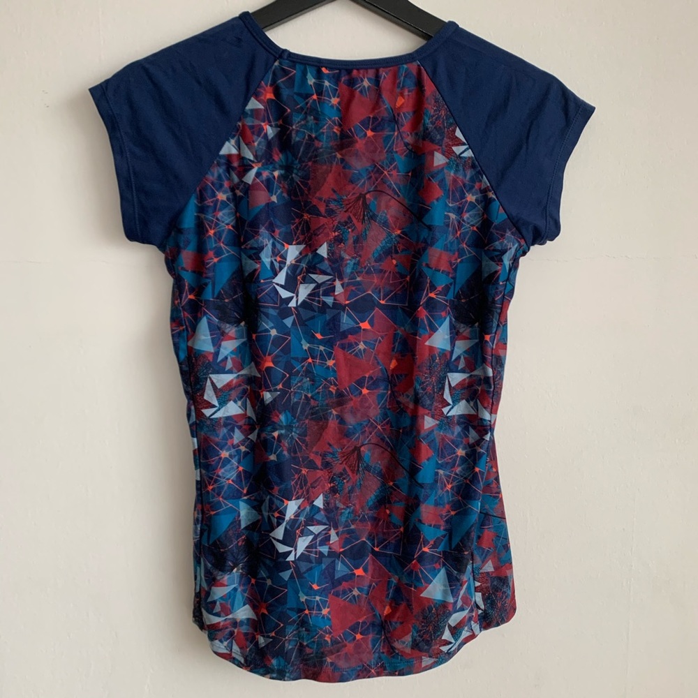 Ellesse Geometric Top - Picture 3 of 3